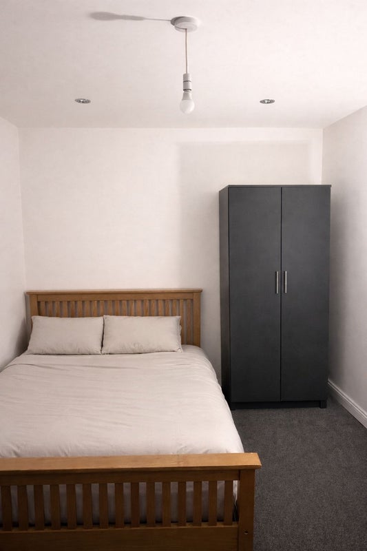 Room Shrewsbury Street in Manchester