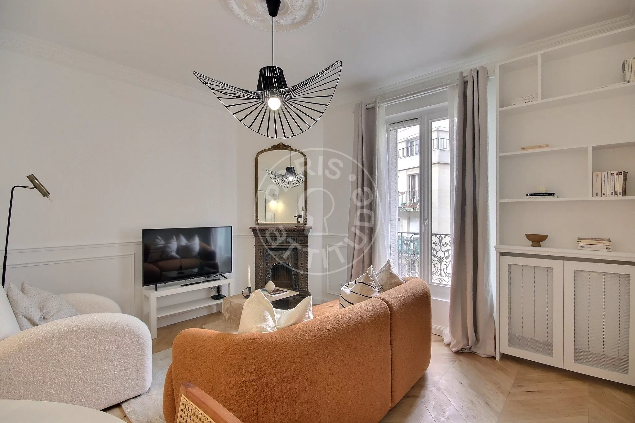 Flat Rue Olivier de Serres in Paris