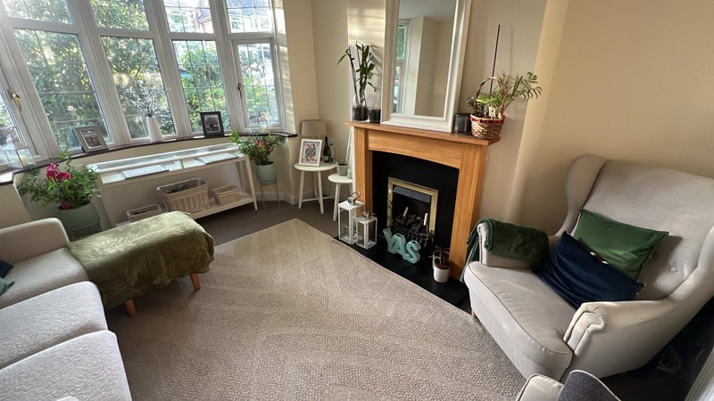 Room Watwood Road in Birmingham