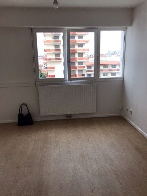 Flat Cours Aristide Briand in Caluire-et-Cuire