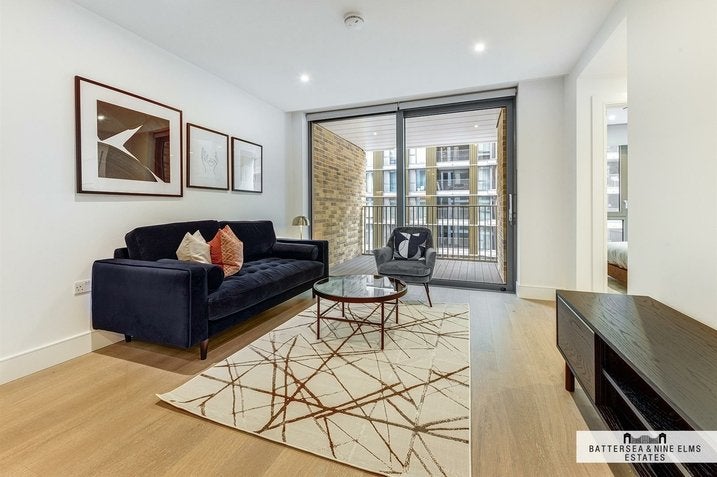 Flat Palmer Road in Greater London