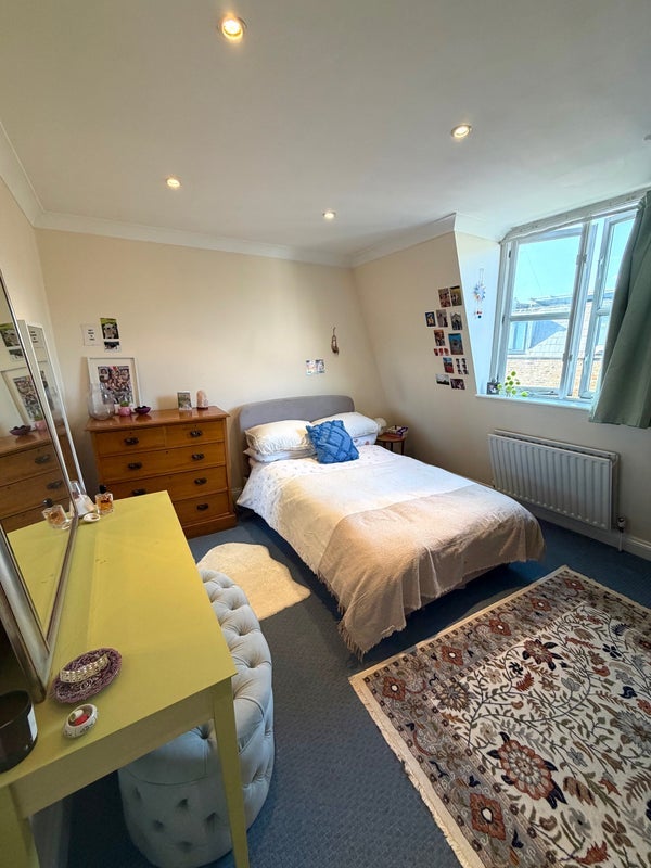 Room Chippenham Mews in City of Westminster
