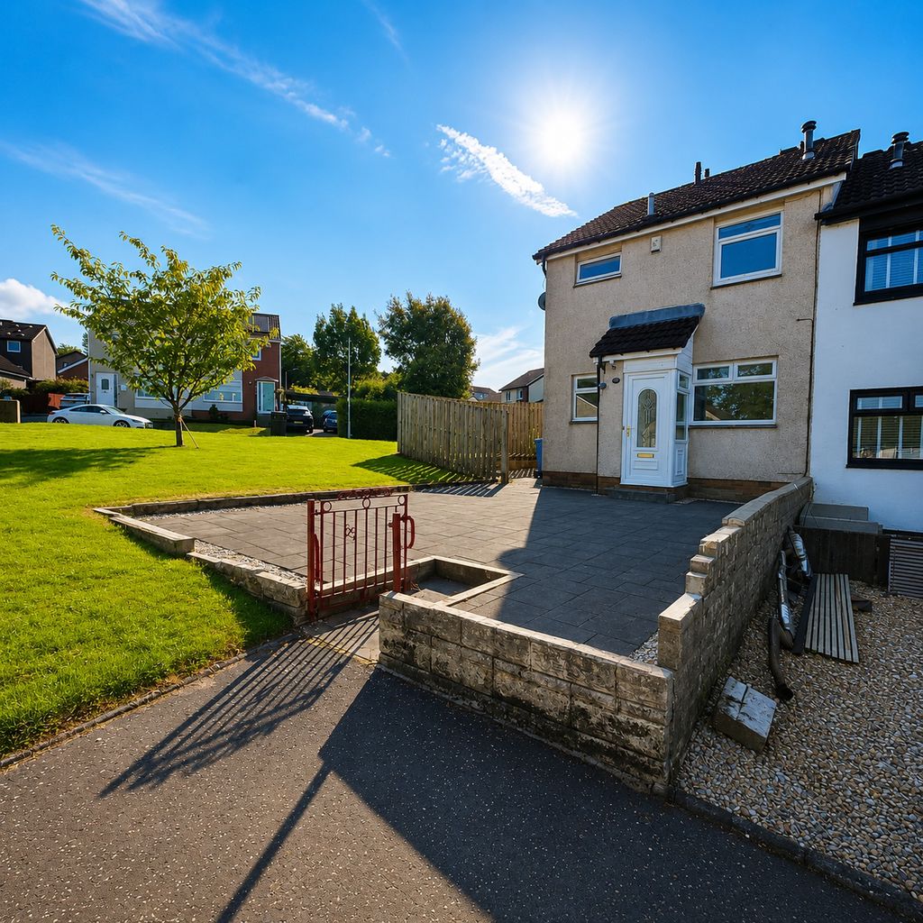 House Murroch Crescent in Bonhill