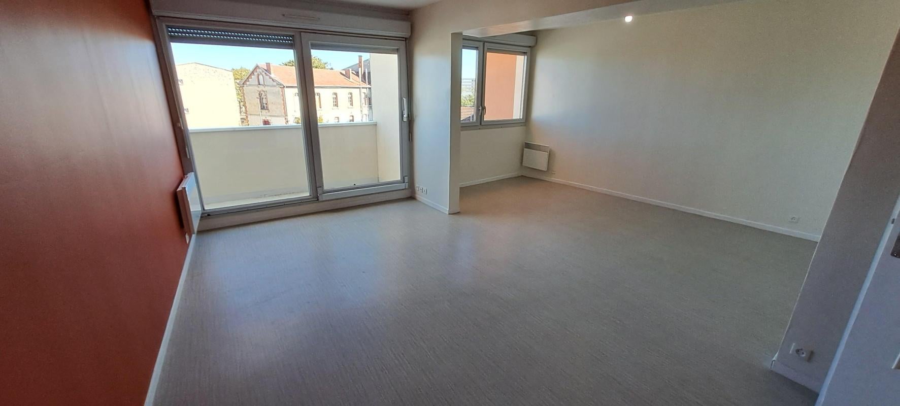 Flat Rue de Tambour in Reims