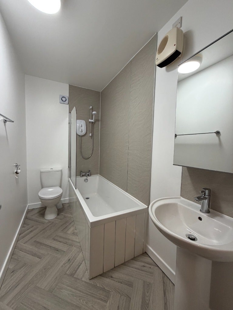 Flat Drysdale Street in Alloa