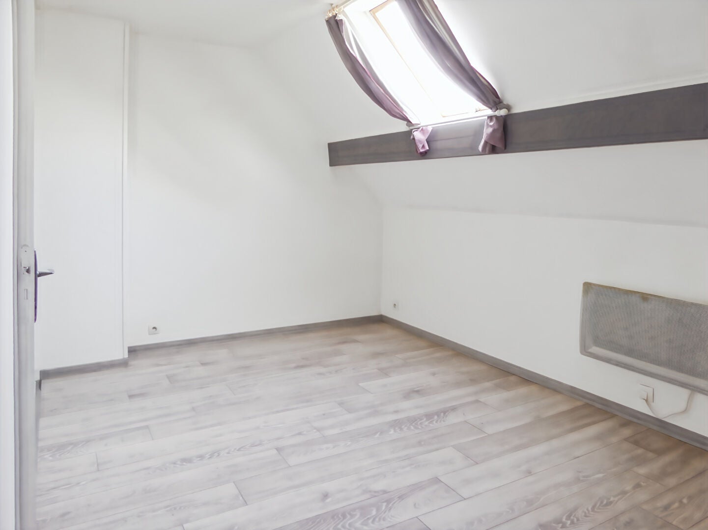 Flat Rue de l'Arcade in Mennecy