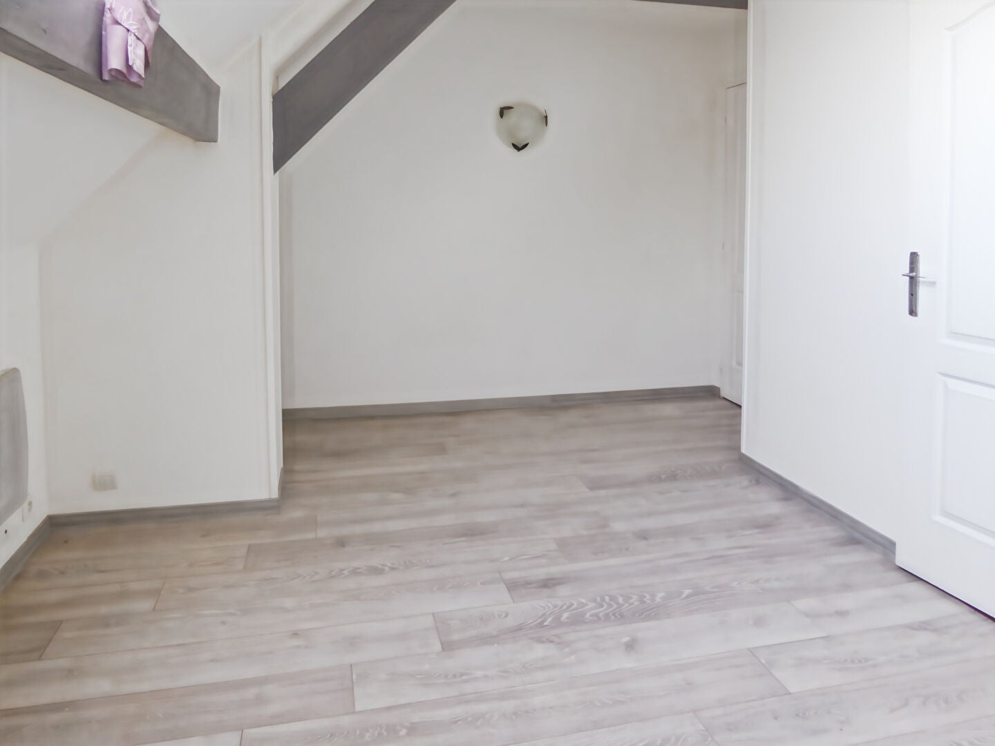 Flat Rue de l'Arcade in Mennecy