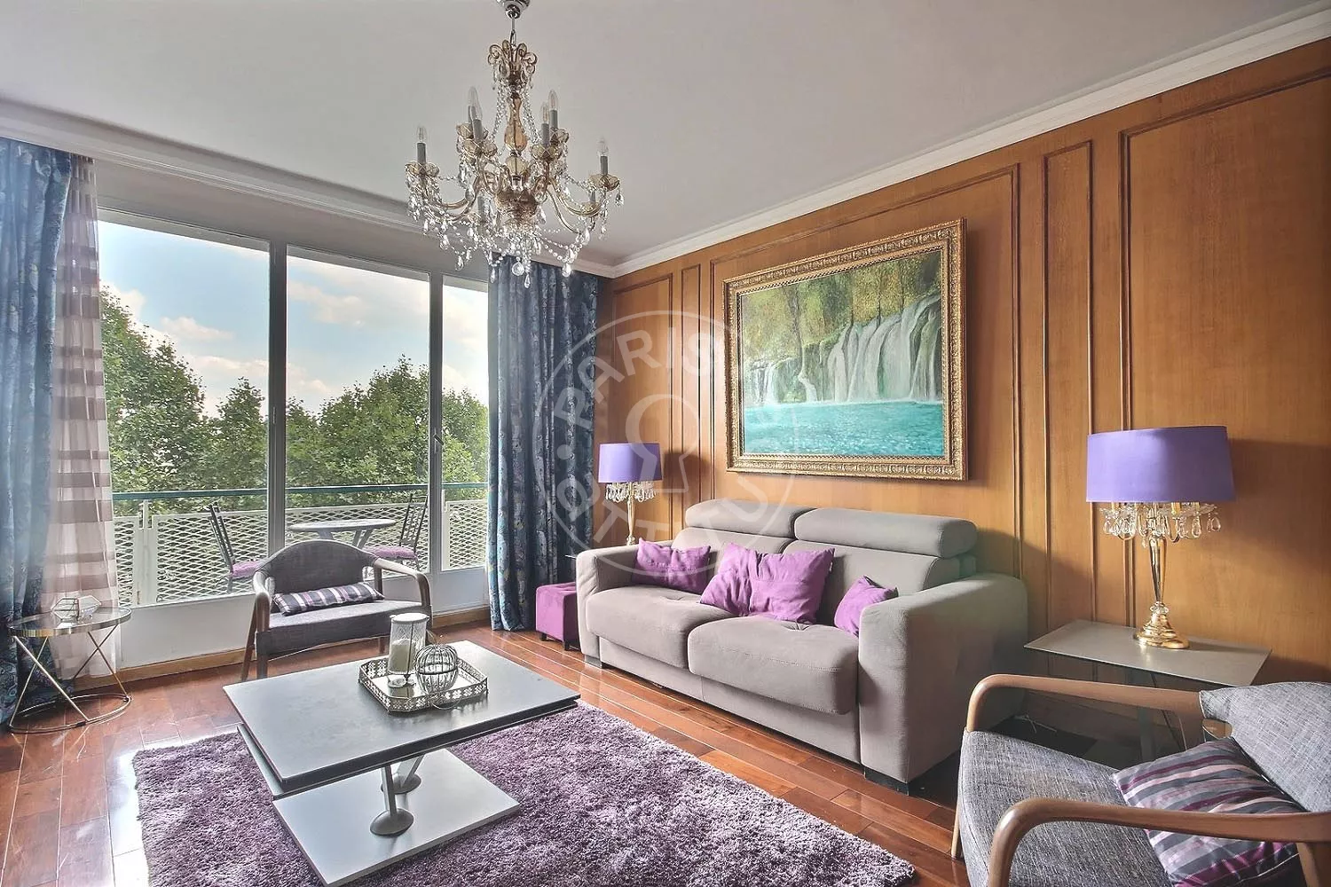 Flat Quai Louis Blériot in Paris