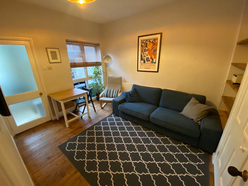 Room Bunyan Road in Greater London