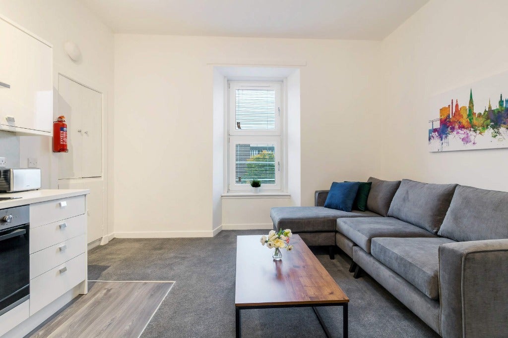 Flat Dudhope Crescent Road in Dundee