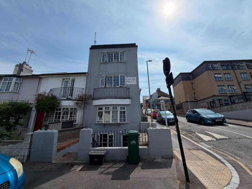 Flat Southover Street in Brighton