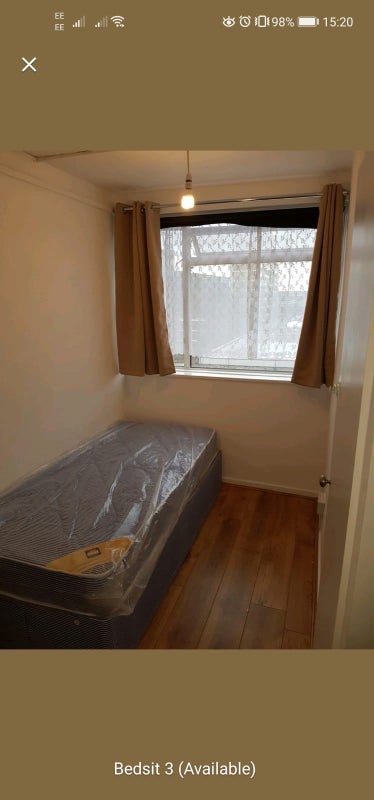 Room Lupus Street in City of Westminster