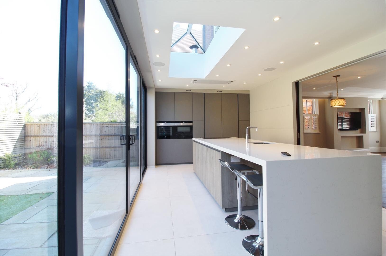 House Calder Avenue in Welwyn Hatfield