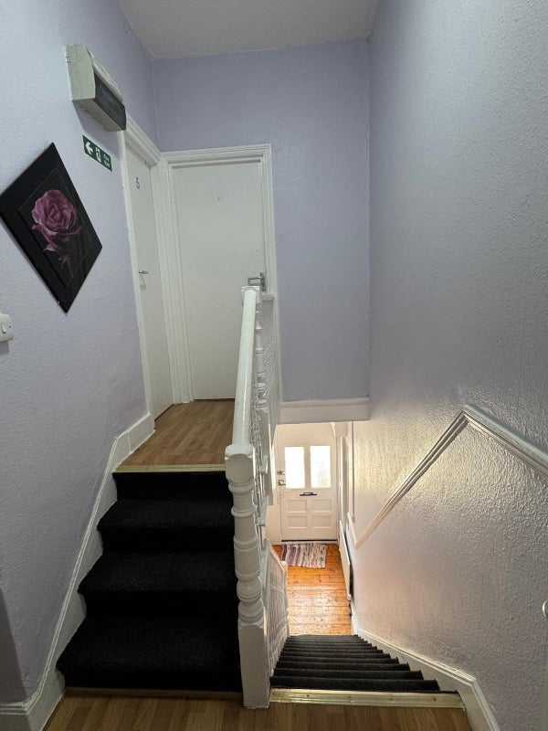 Room Arnold Road in Greater London