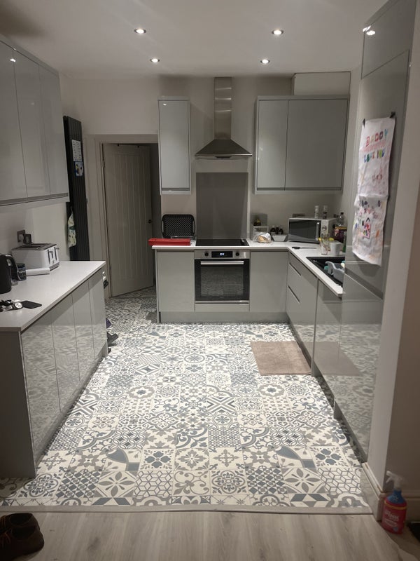 Room Gwerthonor Place in Bargoed
