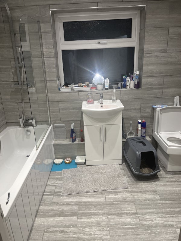 Room Gwerthonor Place in Bargoed