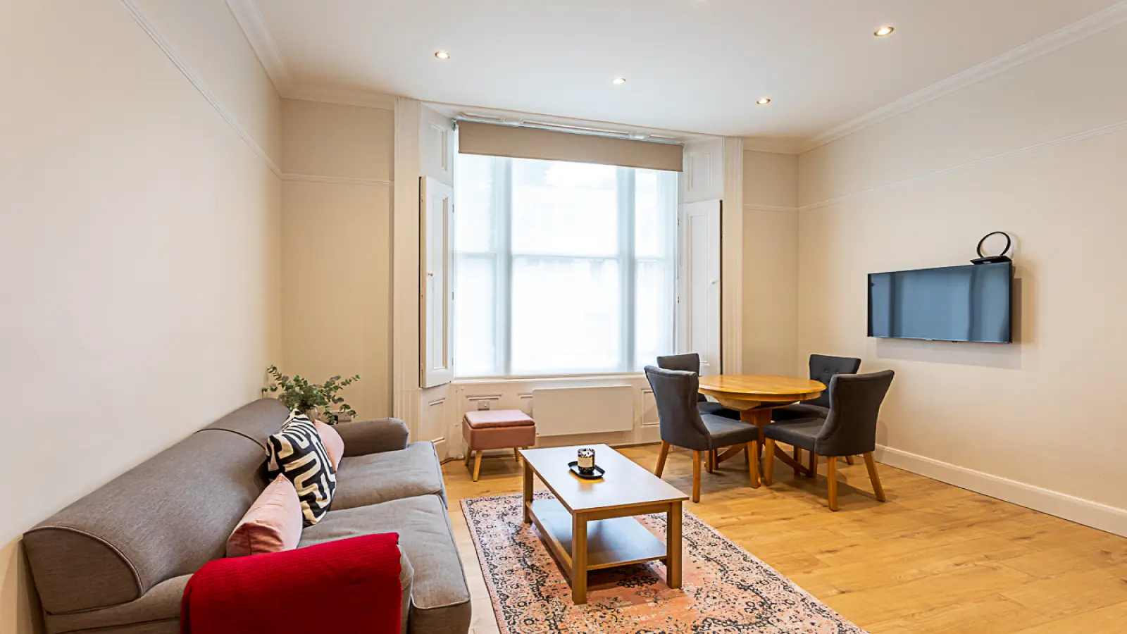Flat Inverness Terrace in City of Westminster
