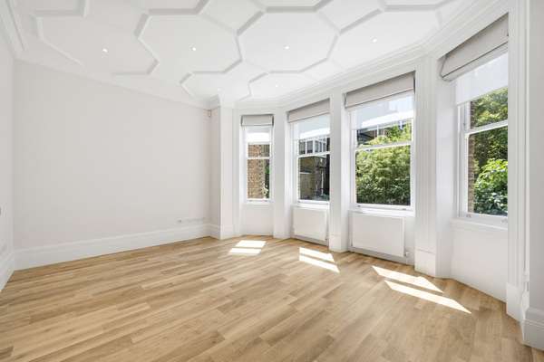 Flat Cadogan Gardens in Greater London