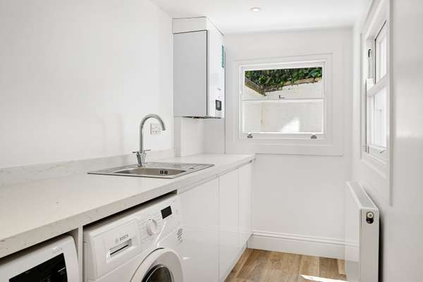 Flat Cadogan Gardens in Greater London