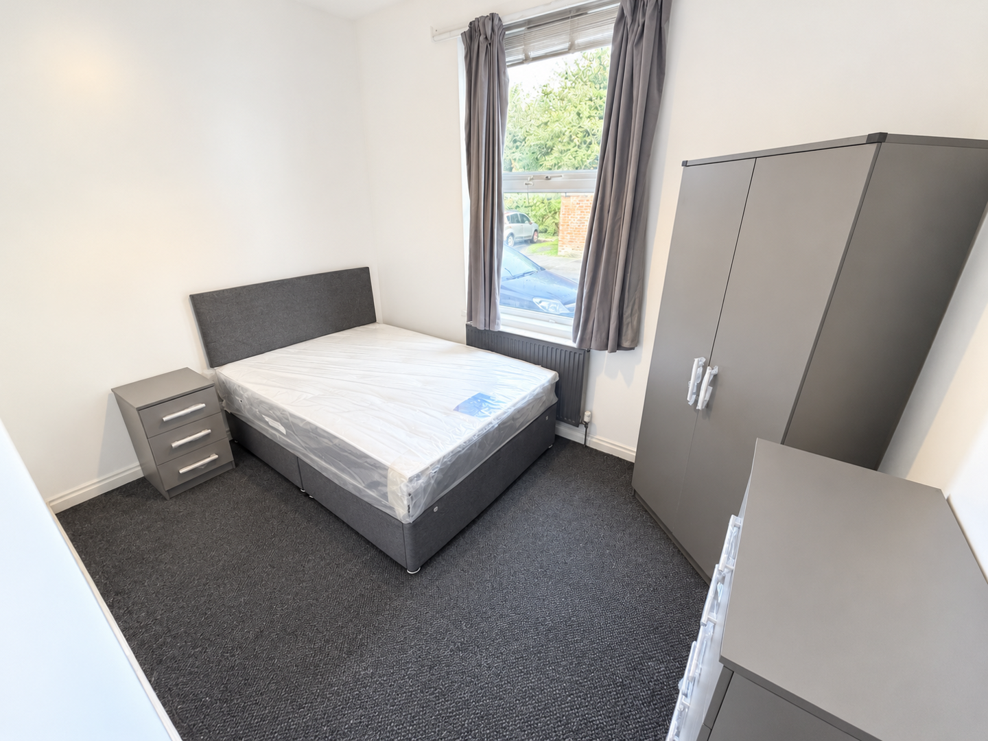 Room Eldon Street in Preston