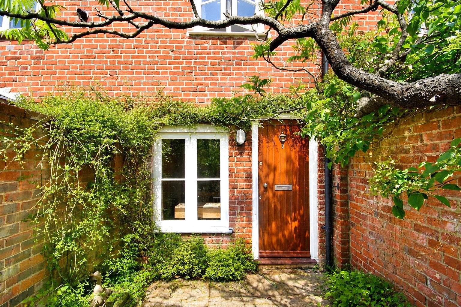 House Grove Heath Road in Guildford