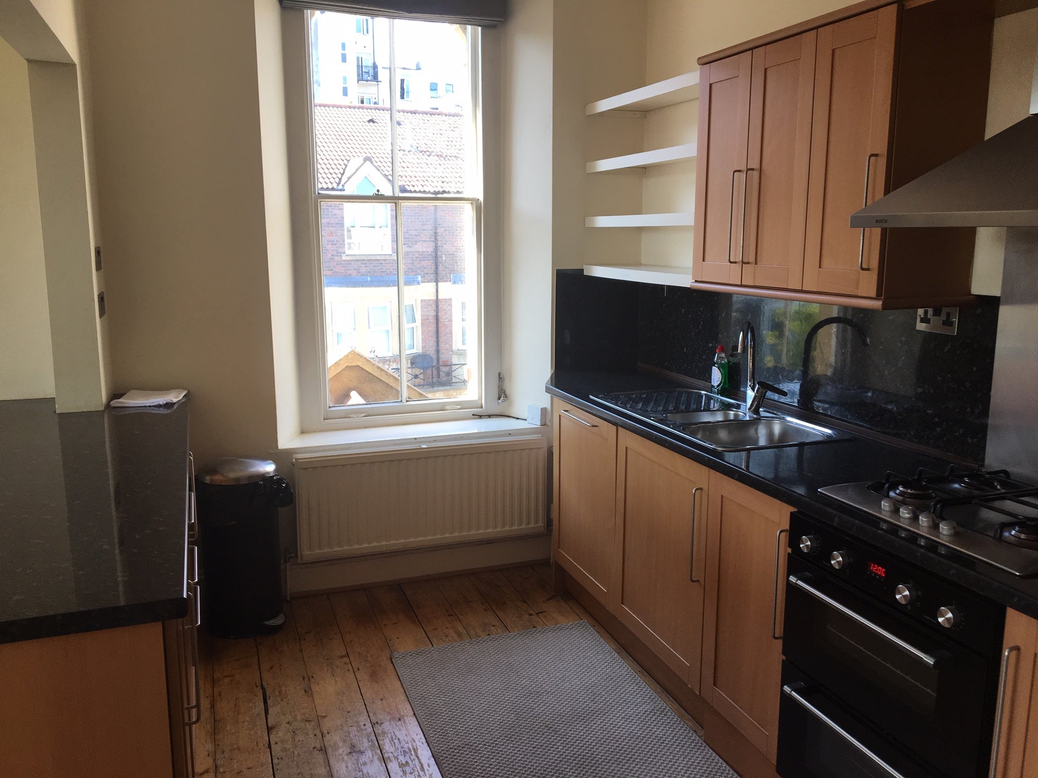 Flat Hughenden Road in Bristol