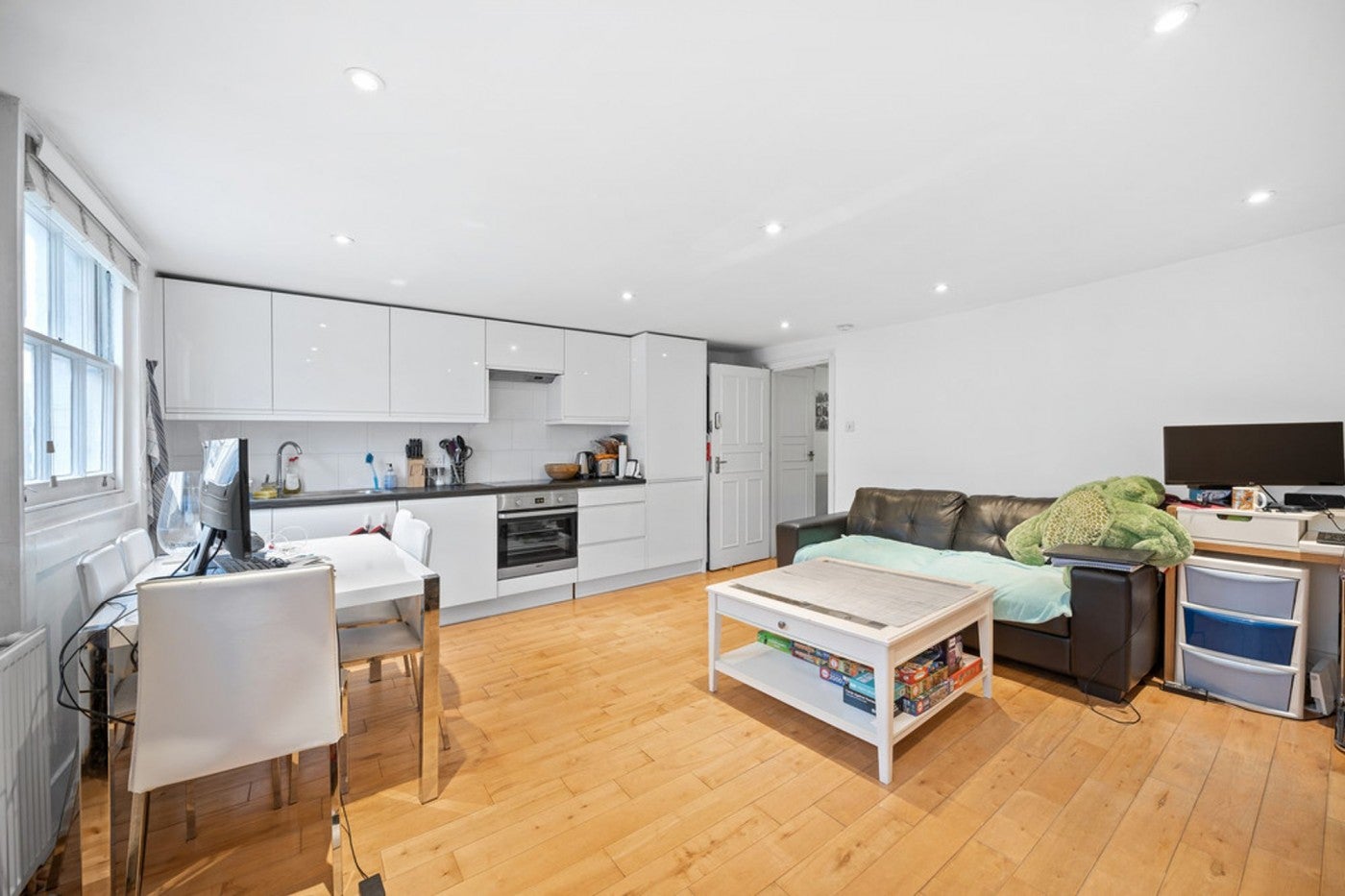 Flat Judd Street in Greater London