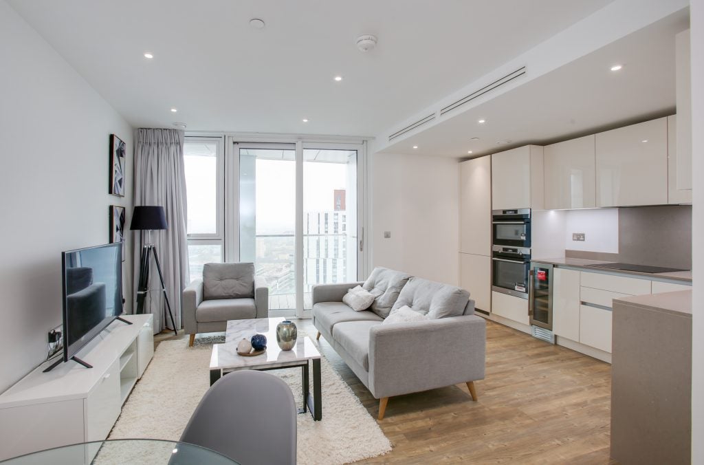 Flat Wandsworth Road in Greater London