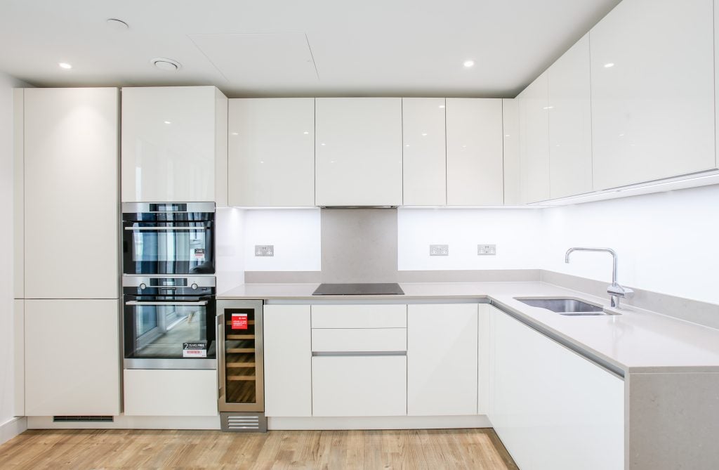 Flat Wandsworth Road in Greater London
