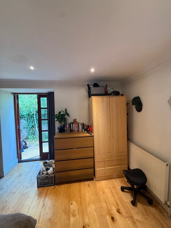 Room Culverden Road in Greater London