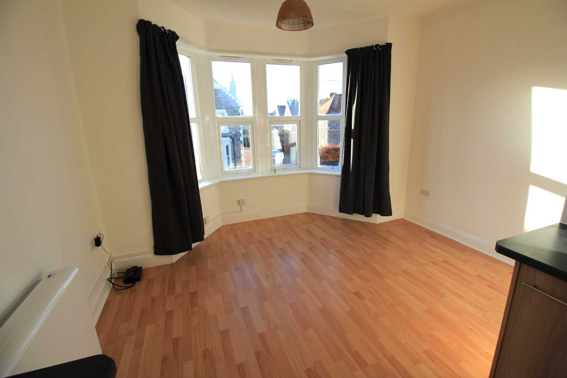 Flat Beaufort Road in Weston-super-Mare