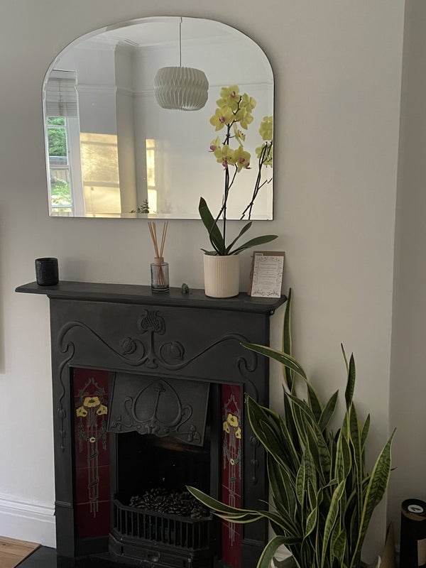 Room Shoot-up Hill in Greater London
