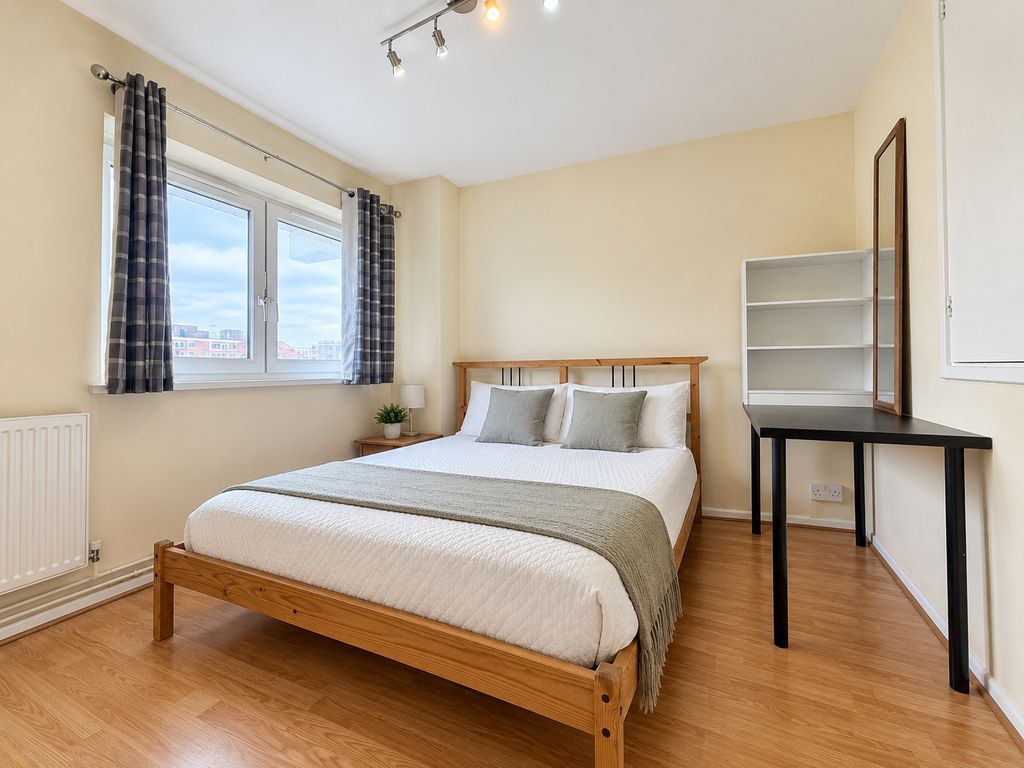 Flat Abbey Street in Greater London
