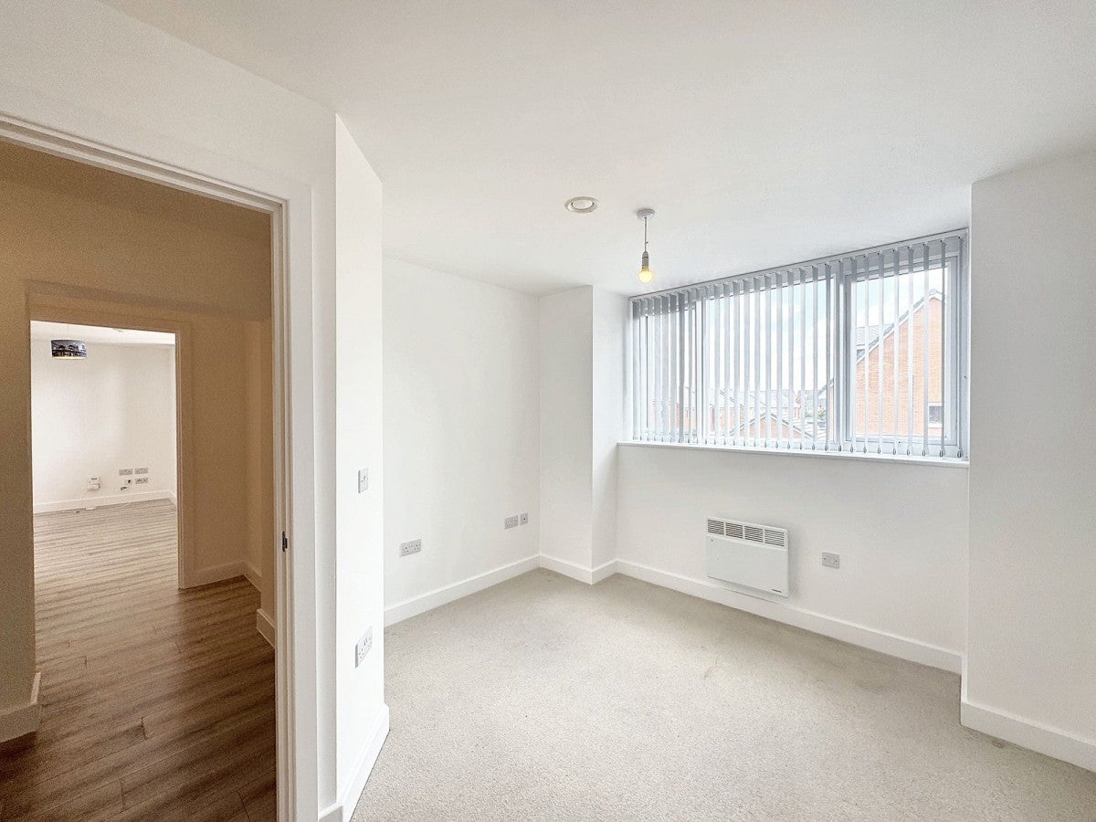 Flat Shortridge Drive in Coventry