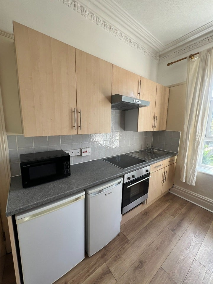 Flat Newbridge Road in Bath