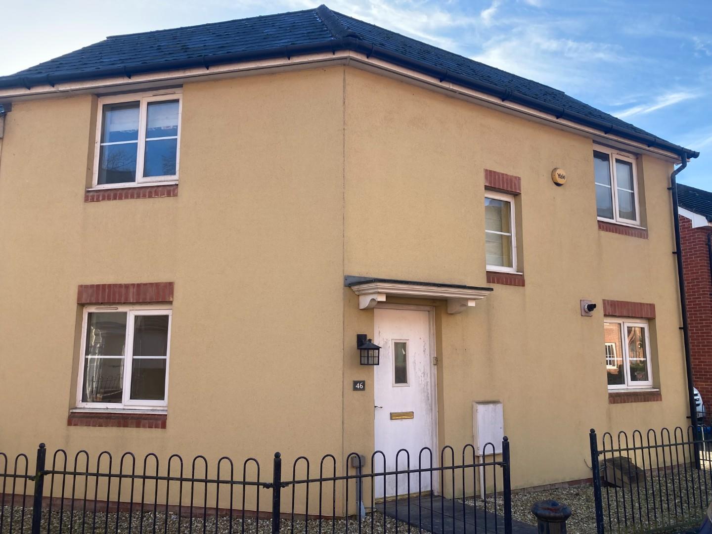 Flat Marcroft Road in Swansea