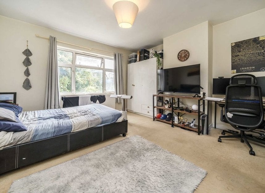 House Cedar Grove in Greater London