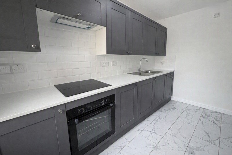 Flat McDowall Road in Greater London