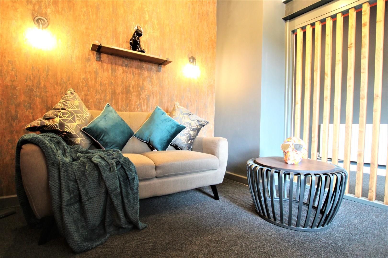 Room Hemlock Lane in Erewash