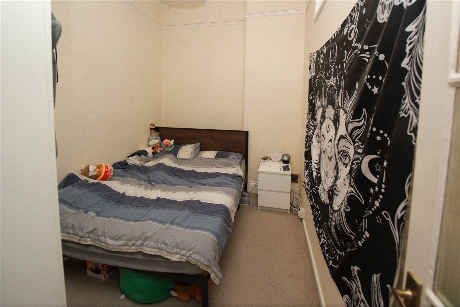 Flat Redland Road in Bristol