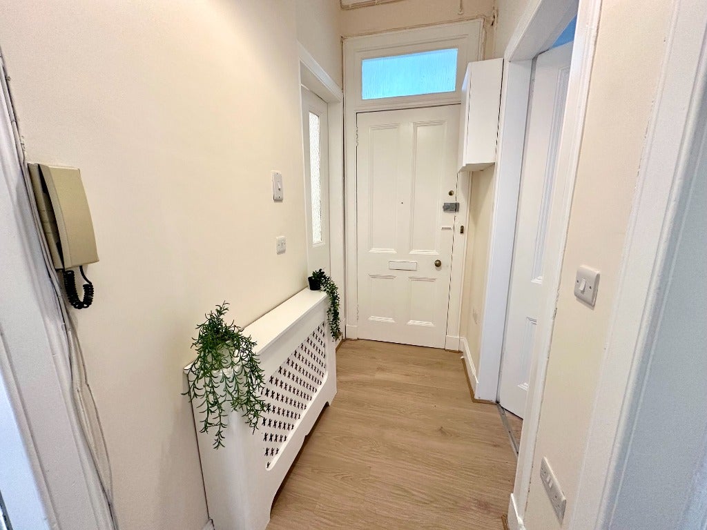 Flat Lounsdale Road in Paisley