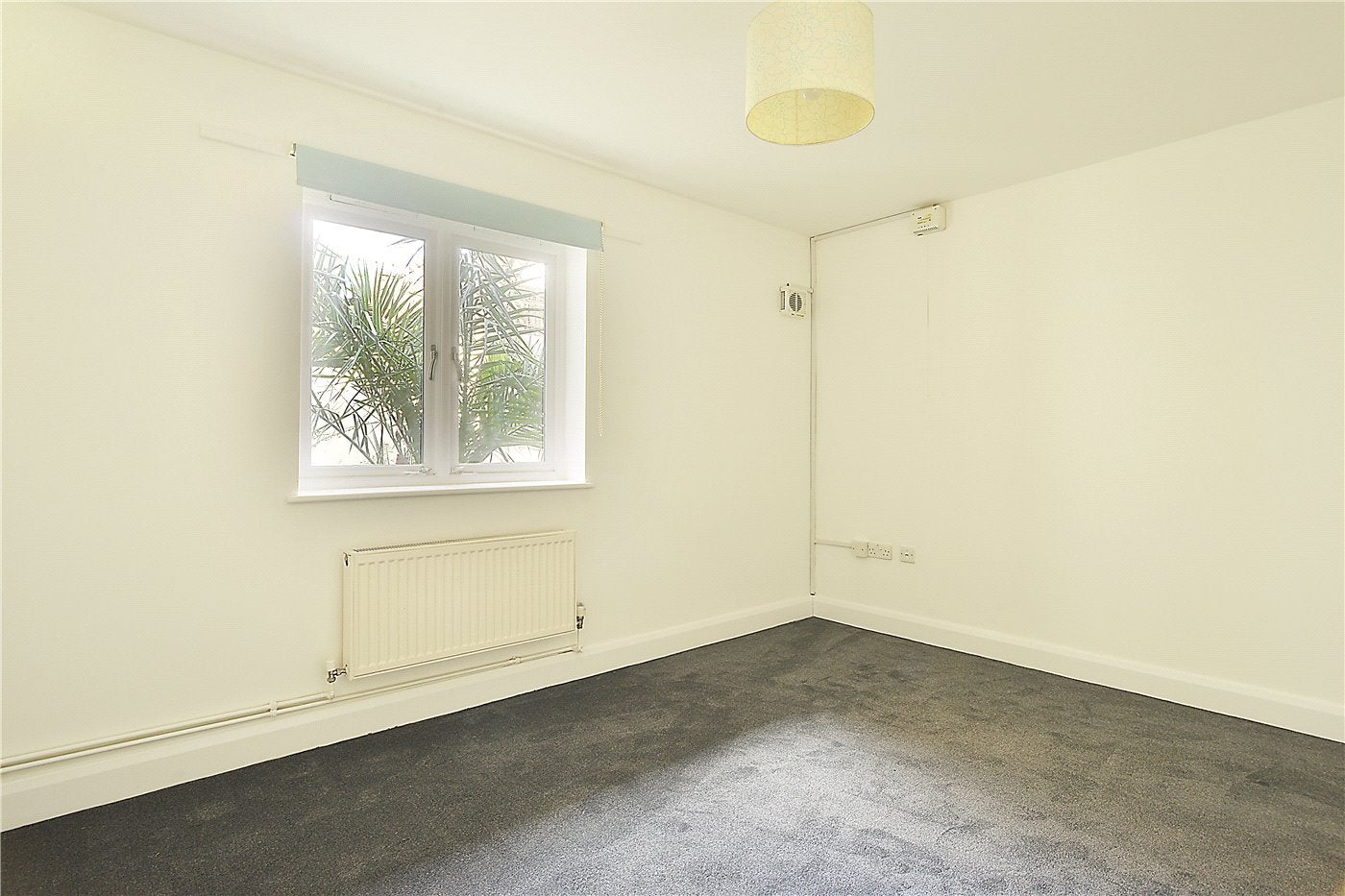 Flat Blenheim Grove in Greater London