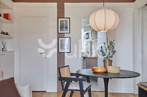 Flat Rue de Mirbel in Paris