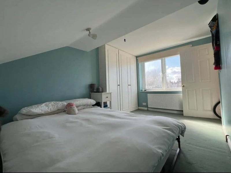 Room Haldon Road in Greater London