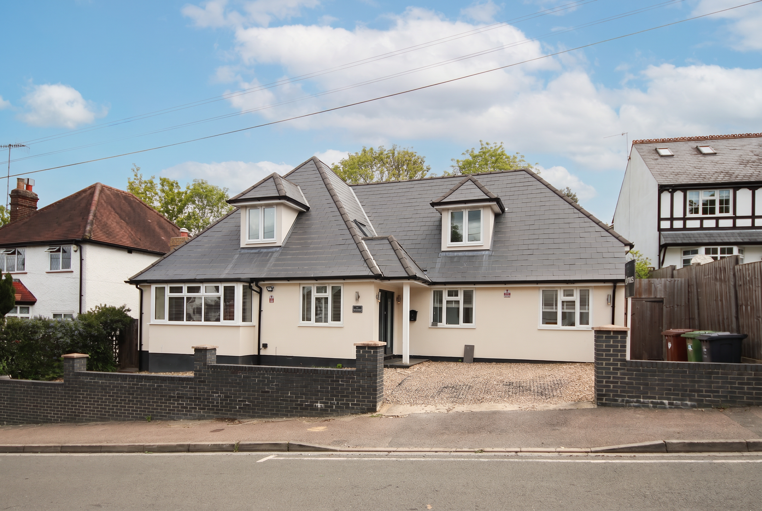 House School Lane in Hertsmere