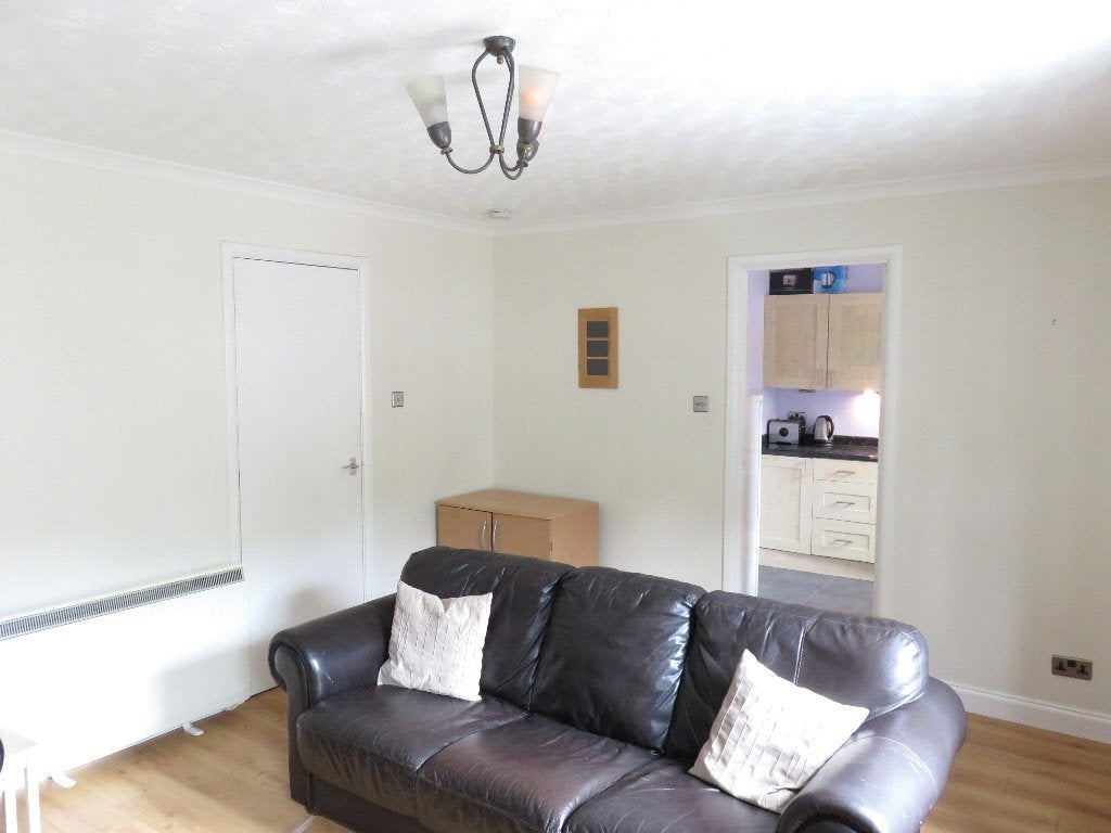 Flat Millside Terrace in Aberdeen City