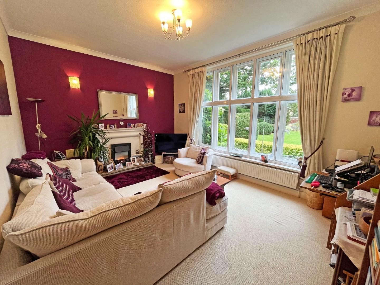 Flat Longthorpe House Mews in Peterborough