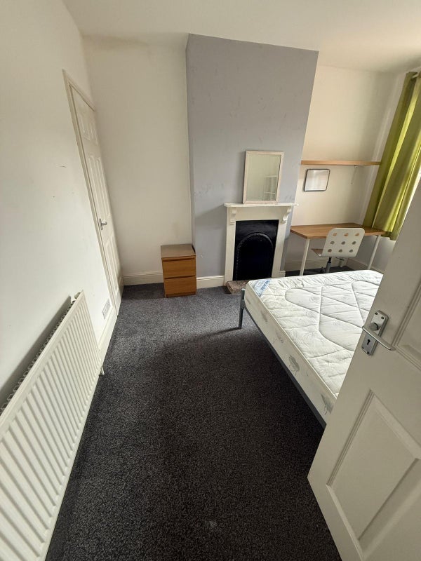 Room Paton Street in Leicester