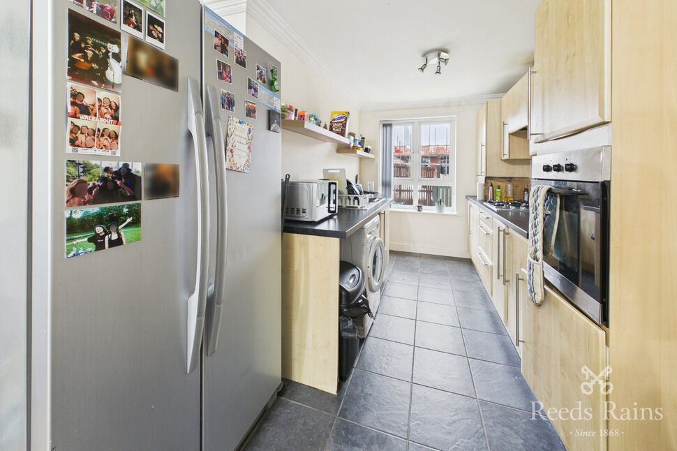 Flat Northfield Court in Sheffield