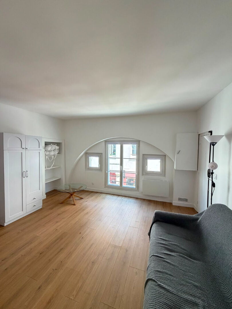 Flat Quai d'Austerlitz in Paris
